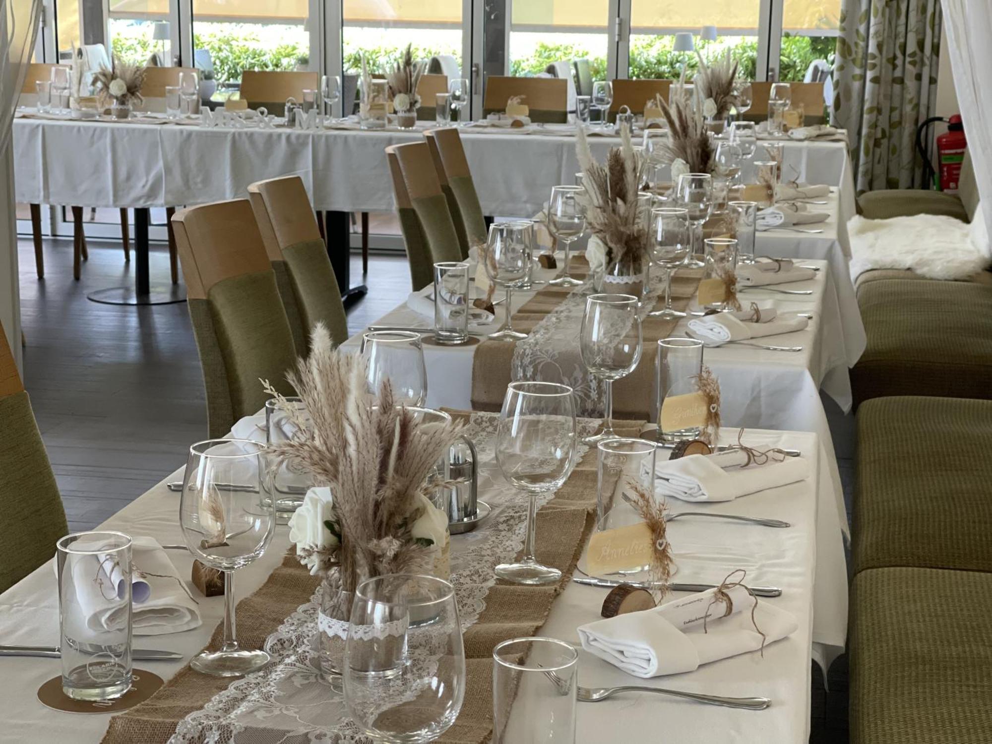 Hotel Restaurant Fidi Wolfsthal  Buitenkant foto