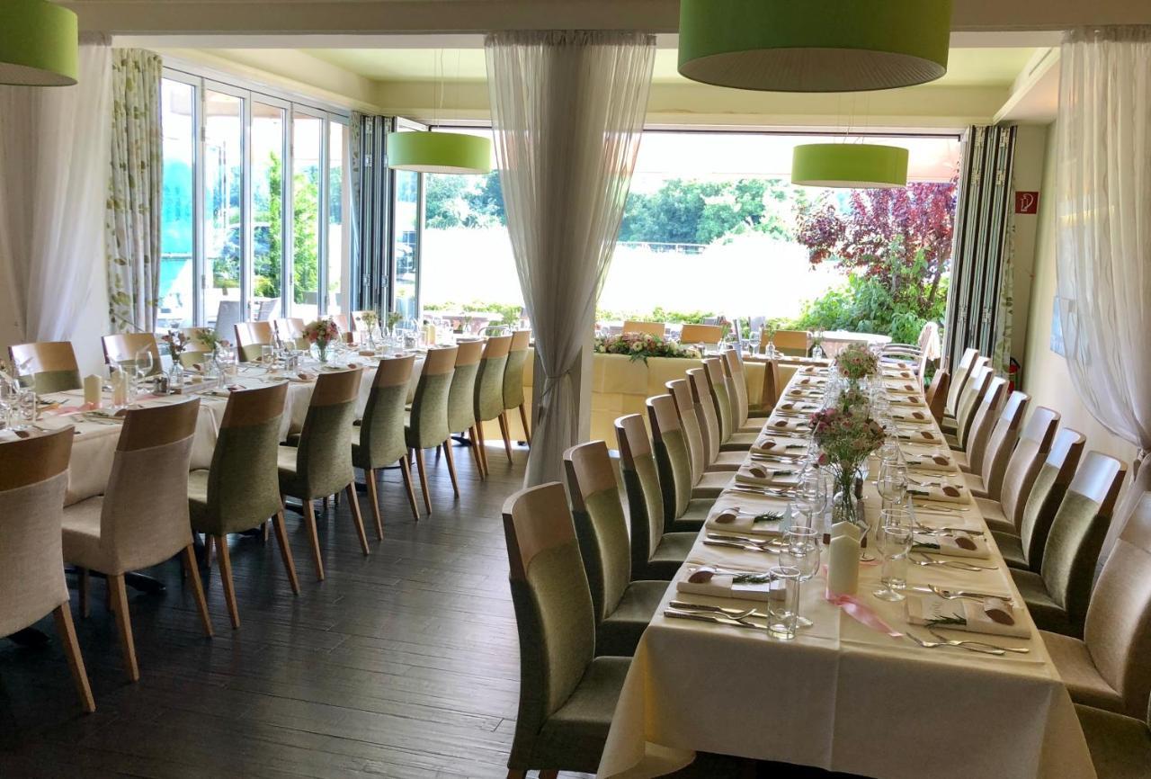 Hotel Restaurant Fidi Wolfsthal  Buitenkant foto